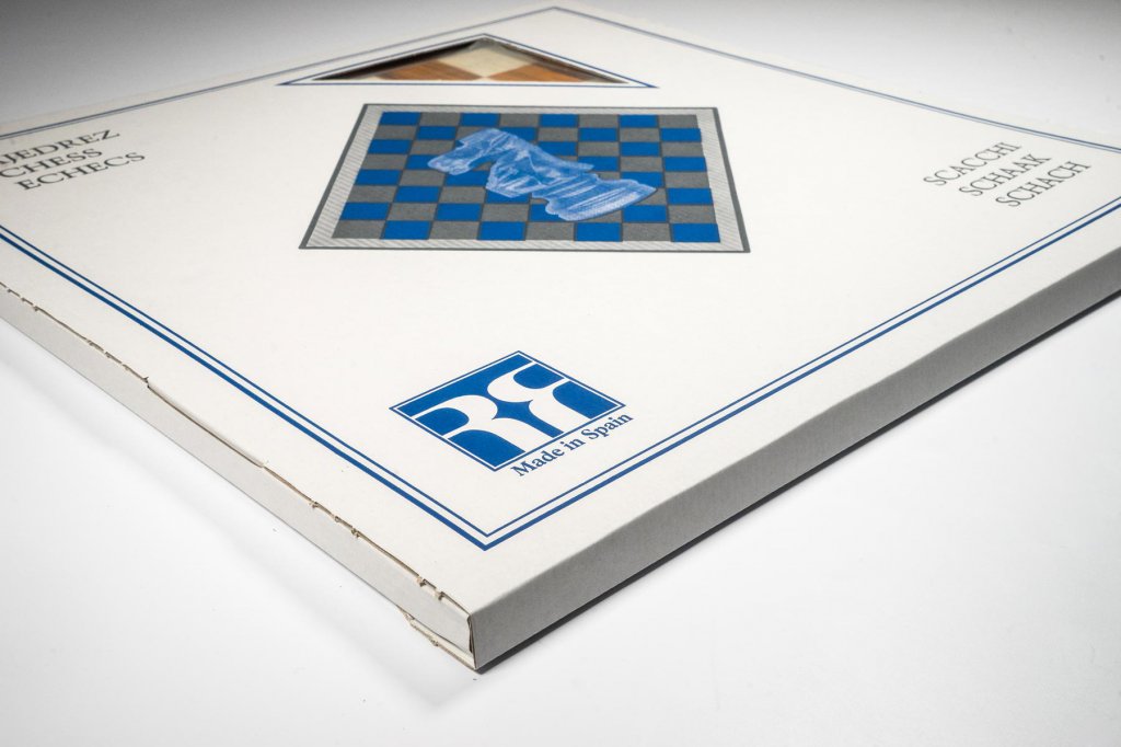 Tablero de Ajedrez Nogal Deluxe 55 x 55 cm - caja