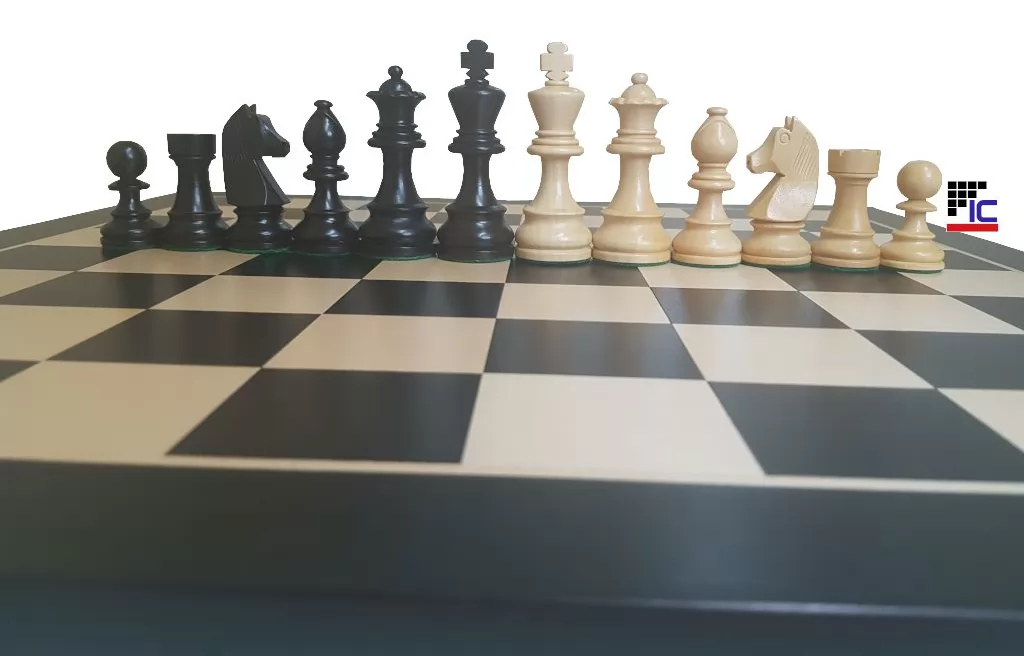 Piezas de Ajedrez de madera de Ébano Staunton nº6 Alemán