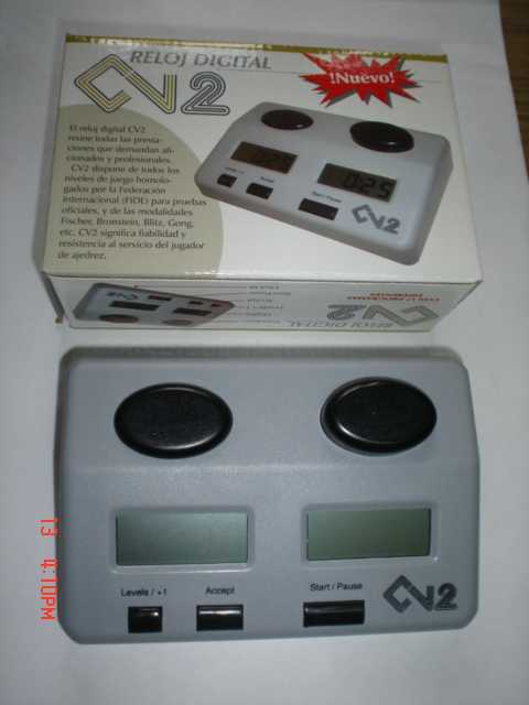 CAJA Y RELOJ DIGITAL DE AJEDREZ  CV2