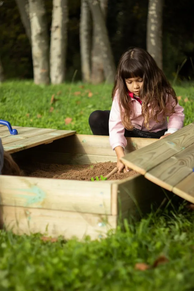 ARENERO MASGAMES OBEN M - vista en jardin parcial