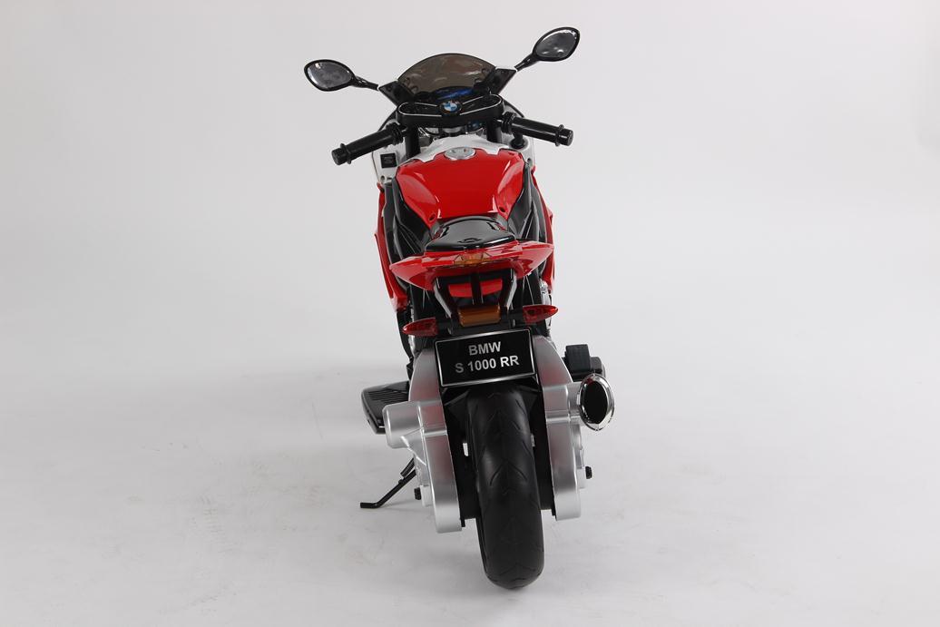 MOTO BMW ROJA TRASERA