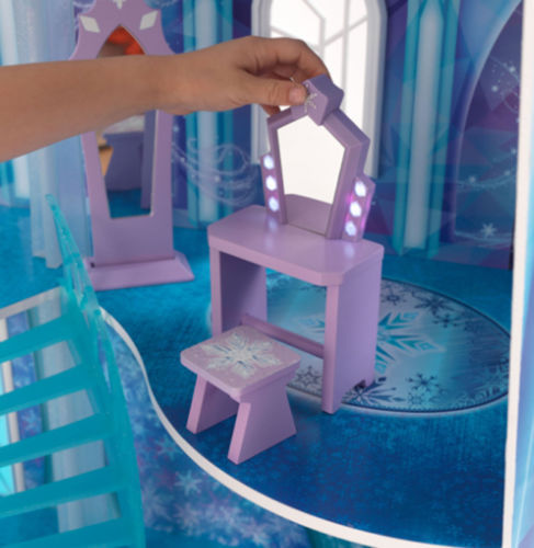 Detalle silla y tocador de kidkraft 65880 mansion copo de nieve - frozen