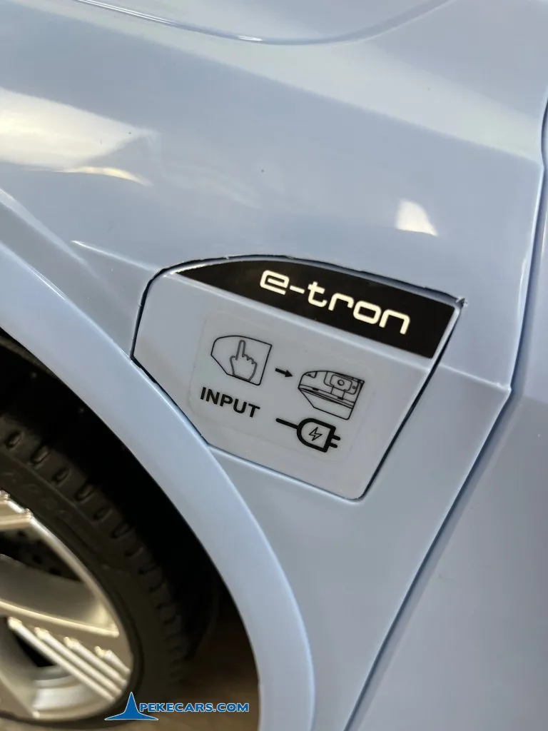 coches teledirigidos audi etron quattro mp4 azul