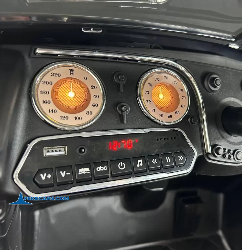 Coche electrico para niños audi Horch Retro panel mp3