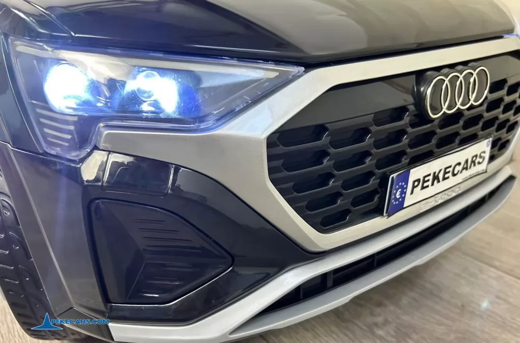 Audi SQ8 negro coche para niños electrico luces delanteras
