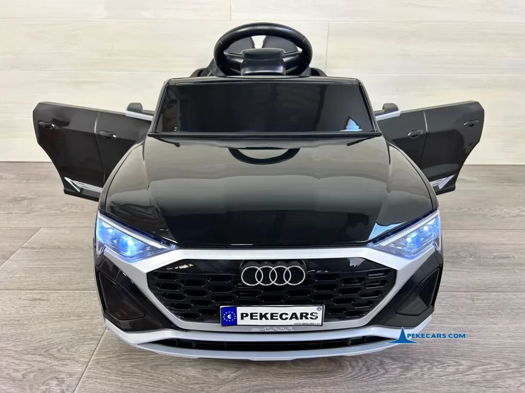 Audi SQ8 negro coche para niños electrico puertas abiertas