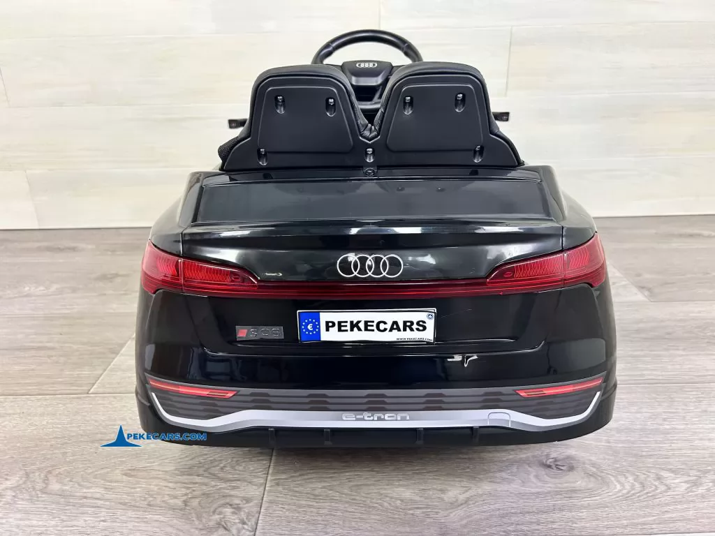 Audi SQ8 negro coche para niños electrico vista trasera