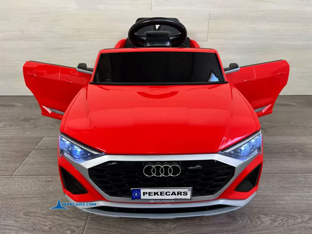 Audi SQ8 rojo coche electrico para niños puertas abiertas