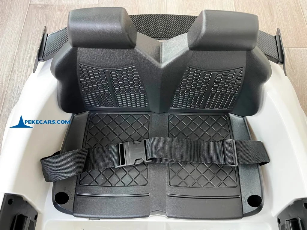 Audi TT RS Roadster 1 Plaza 12V 2.4G Blanco asientos