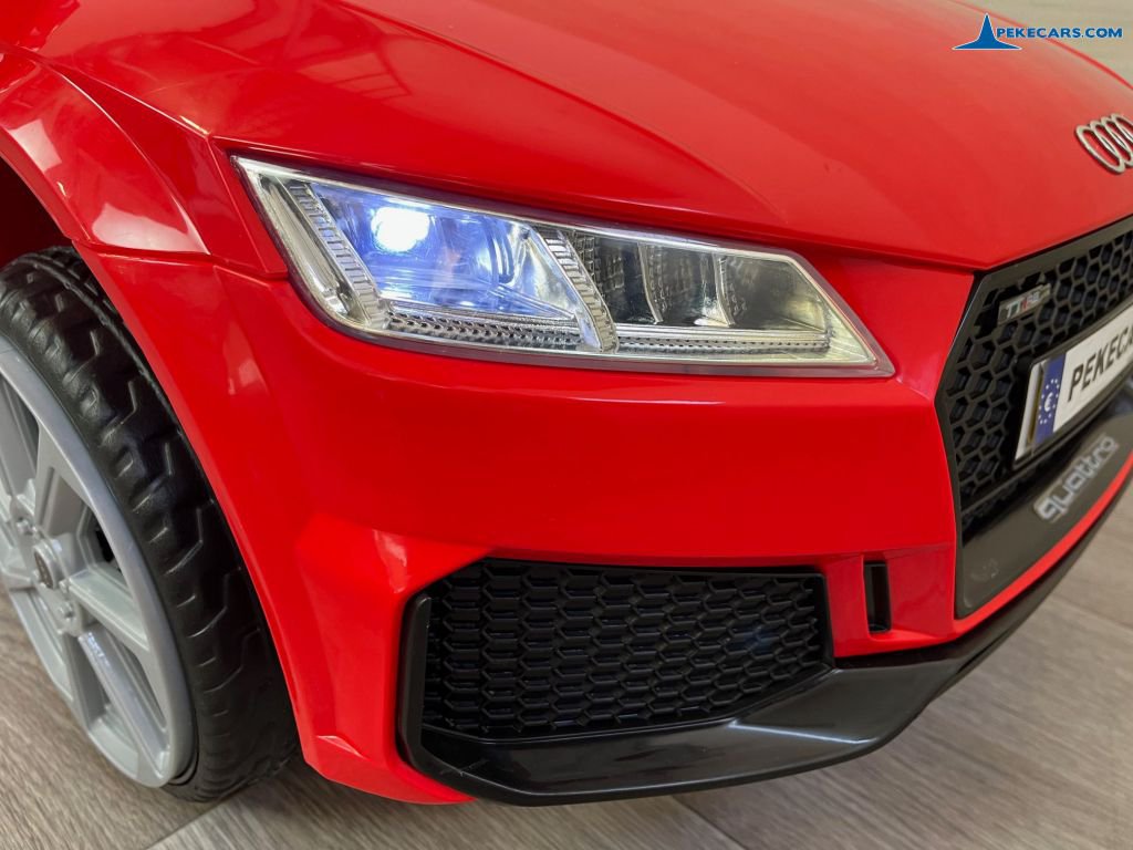 Audi TT RS Roadster 1 Plaza 12V 2.4G Rojo detalle faro