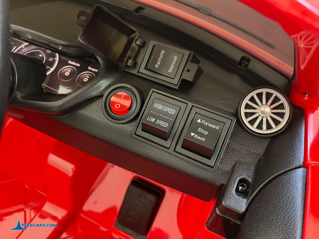 Audi TT RS Roadster 1 Plaza 12V 2.4G Rojo salpicadero