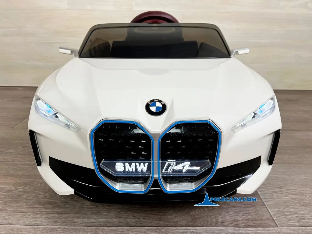 Coche eléctrico para niños BMW I4 12V 2.4G Blanco vista frontal