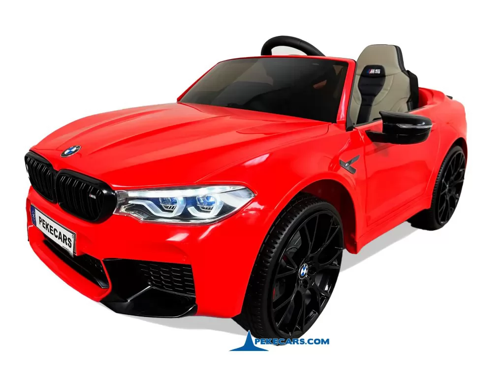 BMW M5 24V con Pantalla MP4 rojo principal