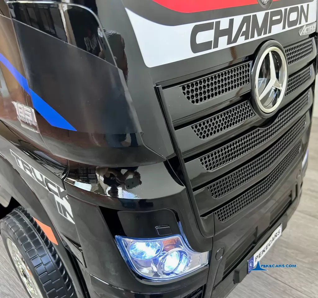 Camion Mercedes Actros Negro luces LED