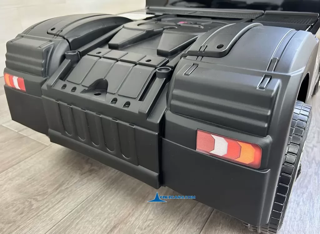 Camion Mercedes Actros Negro enganche trailer