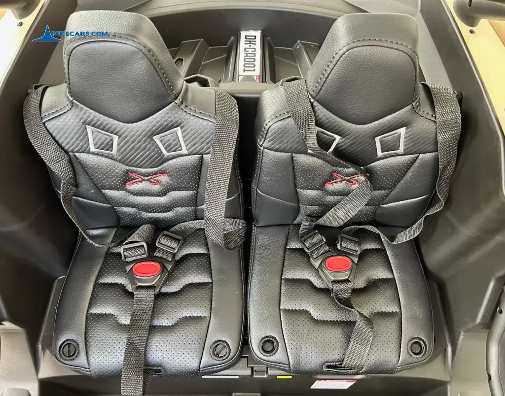 Todoterreno can-am maverick negro asientos acolchados