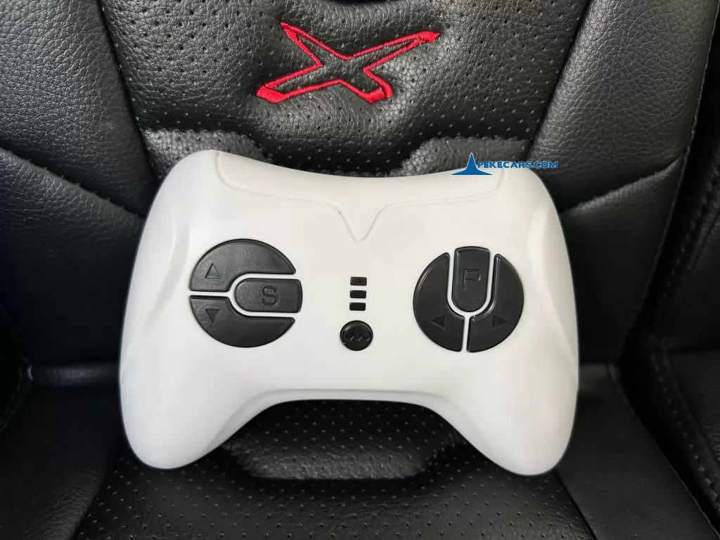 Todoterreno can-am maverick negro mando radiocontrol