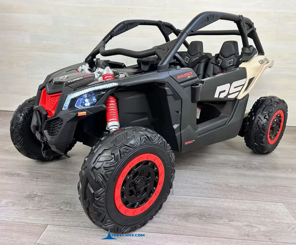 Todoterreno can-am maverick negro