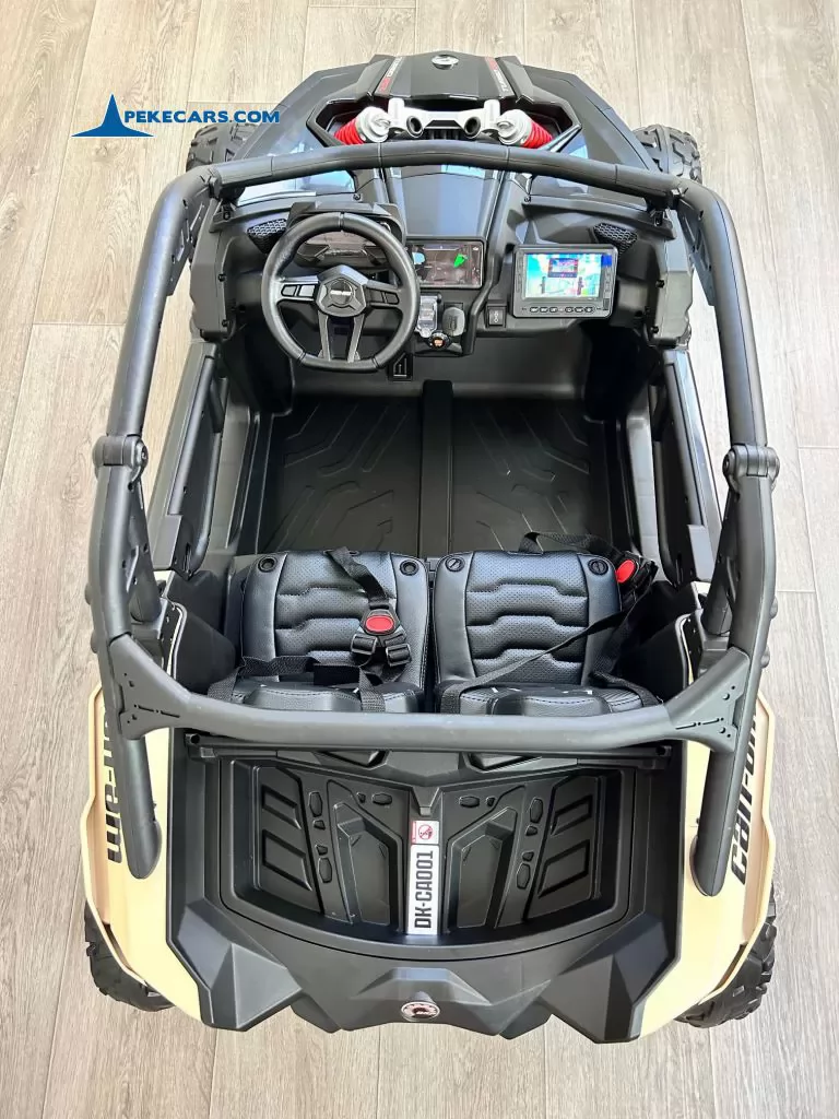 Todoterreno can-am maverick negro