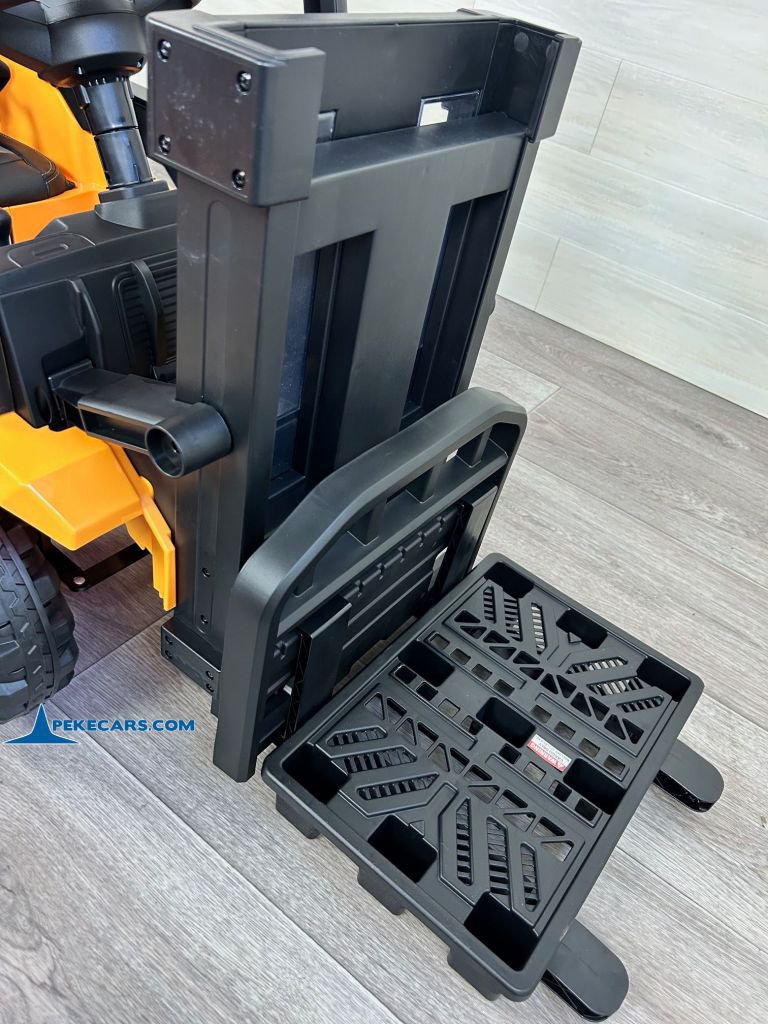 Carretilla Elevadora JCB 12V 2.4G Amarilla