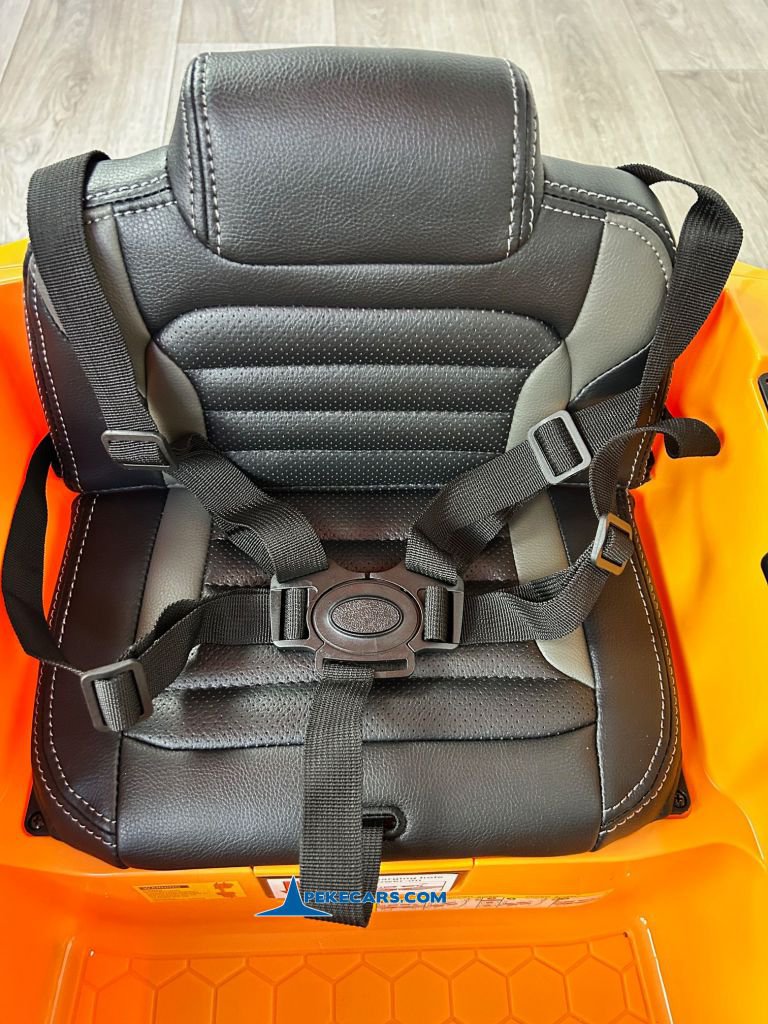 Carretilla Elevadora JCB 12V 2.4G Amarilla