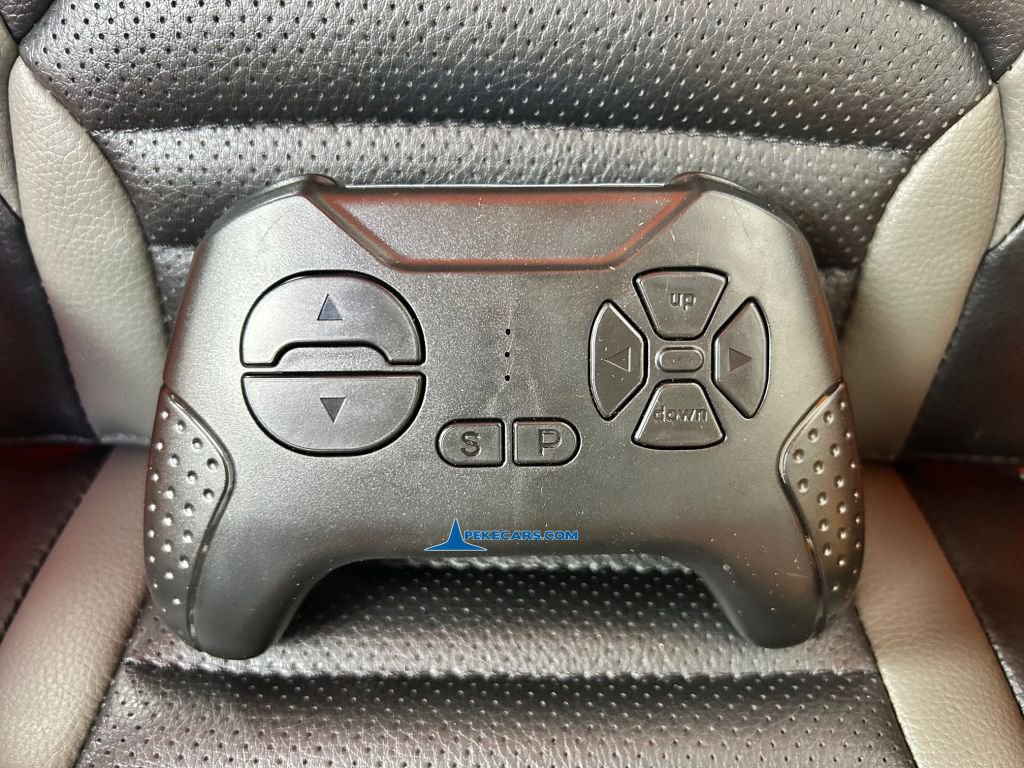 Carretilla Elevadora JCB 12V 2.4G Amarilla