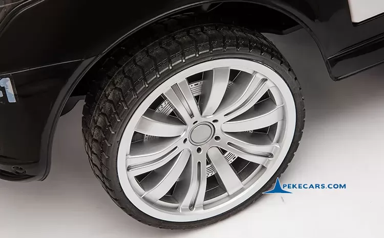 Coche de la Policia Nacional 12V 2.4G Negro