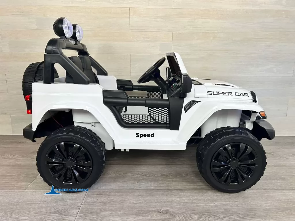Jeep Wrangler Rubicon Style 12V 2.4G Blanco