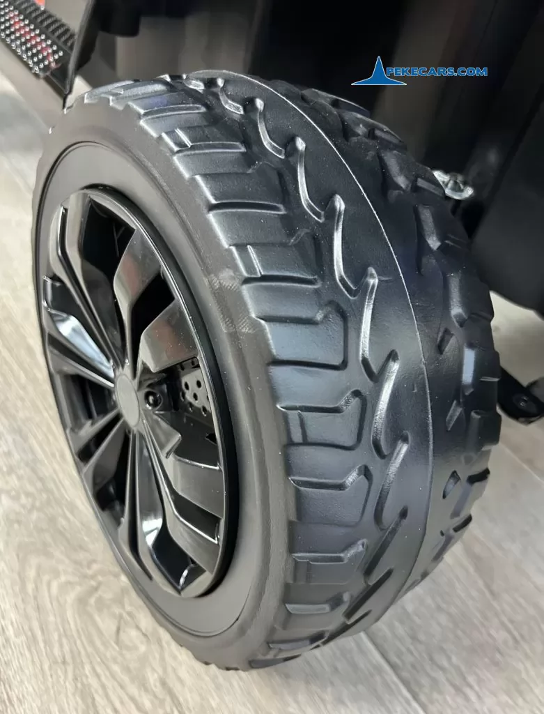 Jeep Wrangler Rubicon Style 12V 2.4G Negro Metalizado