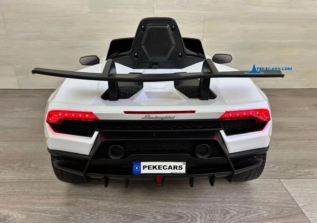 Lamborghini huracan blanco vista trasera
