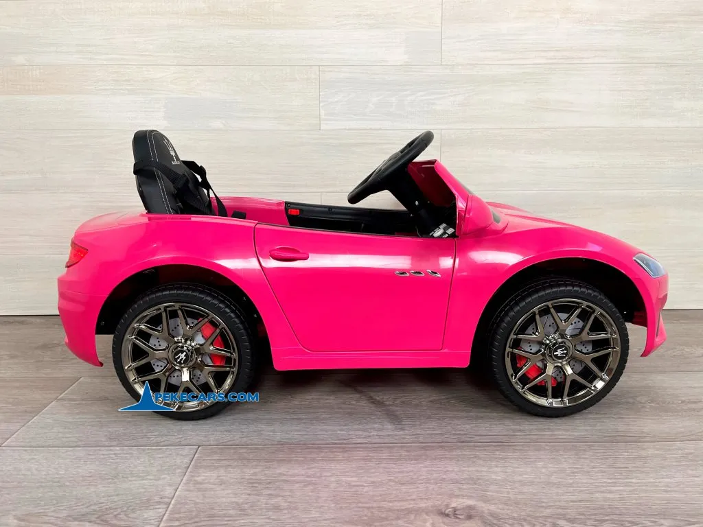 Maserati GC-Sport 12V 2.4G Rosa lado izquierdo