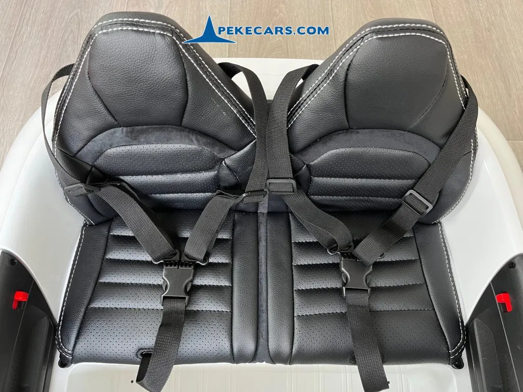 Coche electrico para niños Mercedes GT 12V Blanco