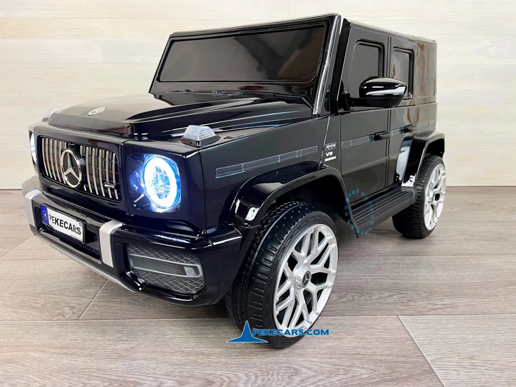 Mercedes Benz G63 AMG negro metalizado 3/4 vista derecha