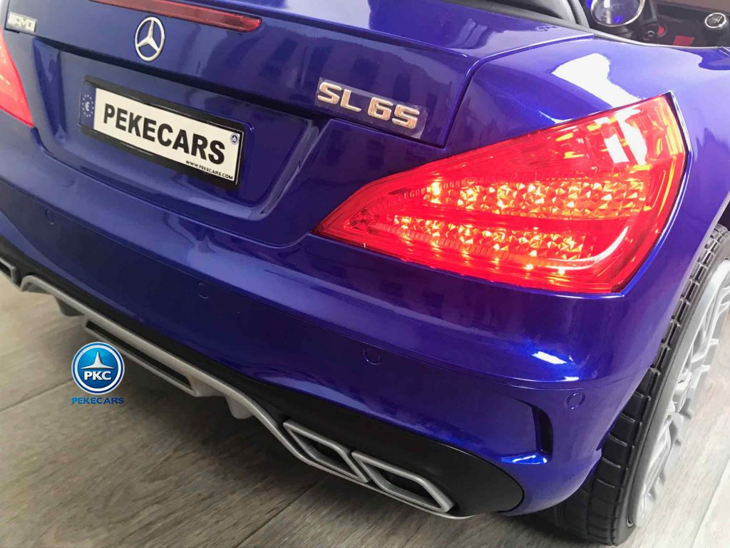 Mercedes Sl65 con pantalla mp4 azul metalizado