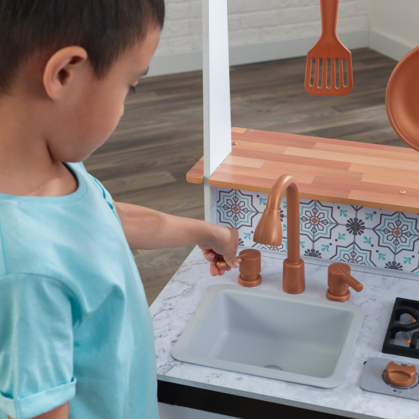 Cocina Artisan Island Kidkraft 53441 - vista fregadero