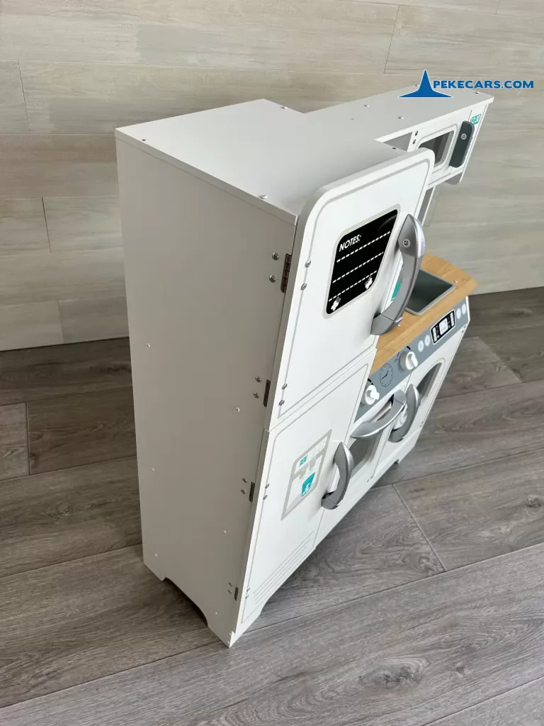 cocina de juguete blanca moderna