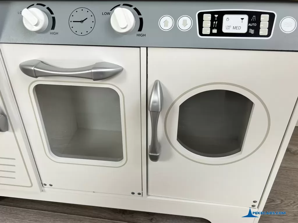 cocina de juguete blanca moderna