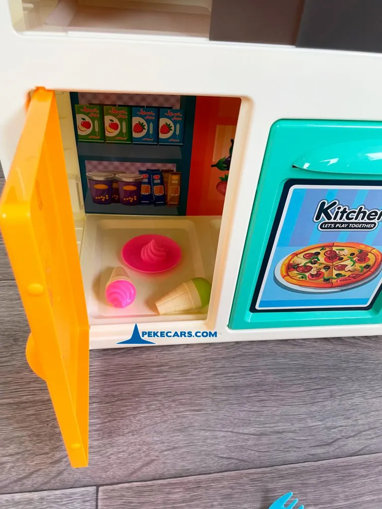 cocina de juguetes talented chef detalle nevera