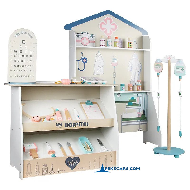 PEKECARS Hospital de Madera Infantil con Accesorios - vista hospital completo