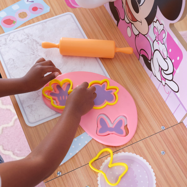 Kidkraft Panaderia y Cafeteria Minnie Mouse - galletas