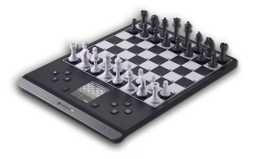 Computadora de Ajedrez Millennium Chessgenius Pro 2024 - derecha