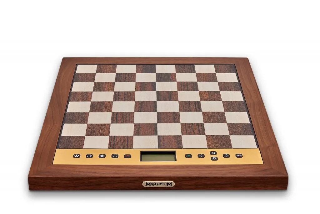 The King Performance Millennium - vista tablero sin piezas