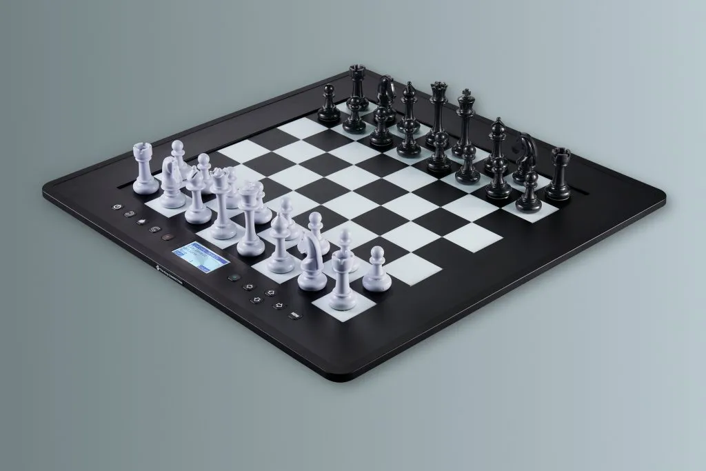 the king competition piezas negras