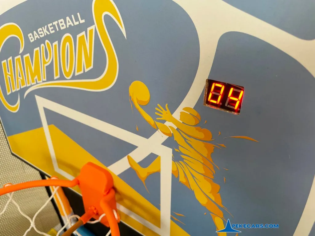 Juego electronico baloncesto marcador