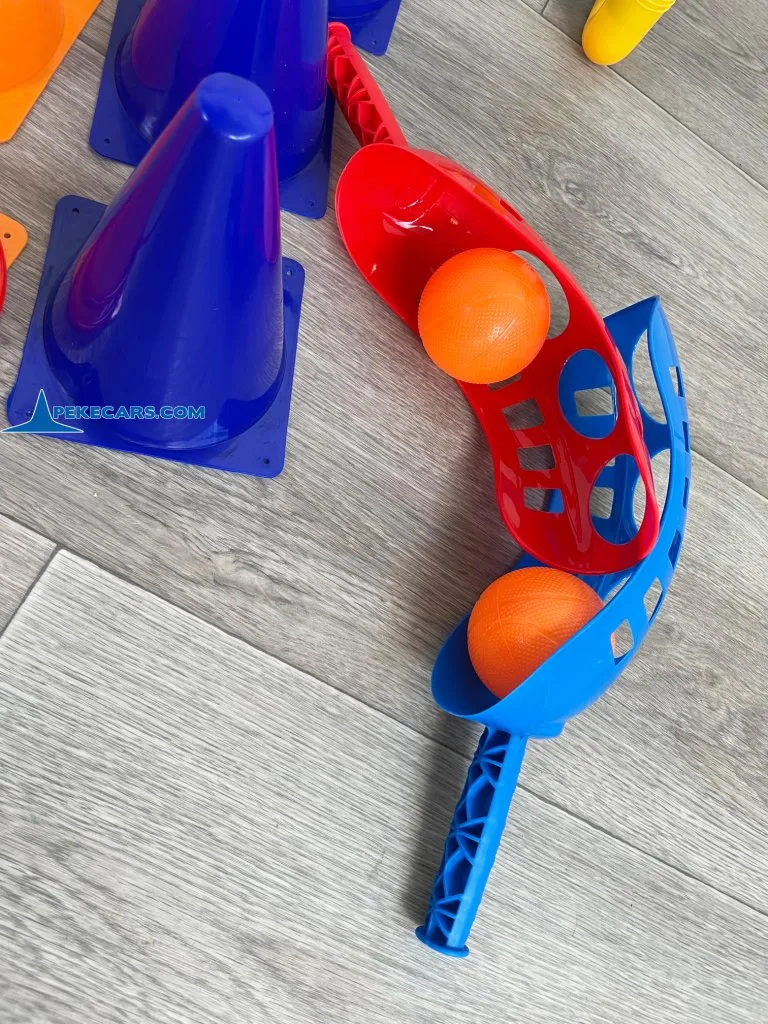 Set de Deporte 4 en 1: Aros, Frisbee, Lacrosse y Futbol detalle accesorios lacrosse