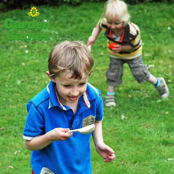 Juegos de jardin carrera loca con equilibrio de huevo