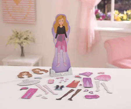 Muñeca Magnetica con Vestuario de Bailarina de Kidkraft 64775
