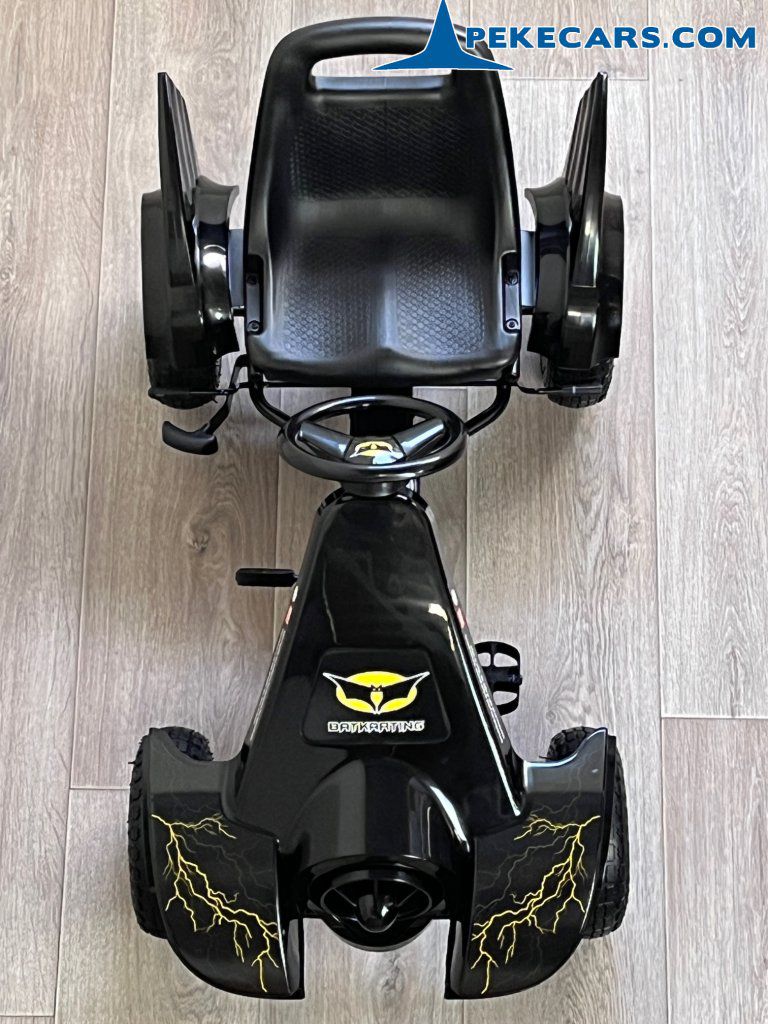 Kart a Pedales Hombre Murciélago Negro