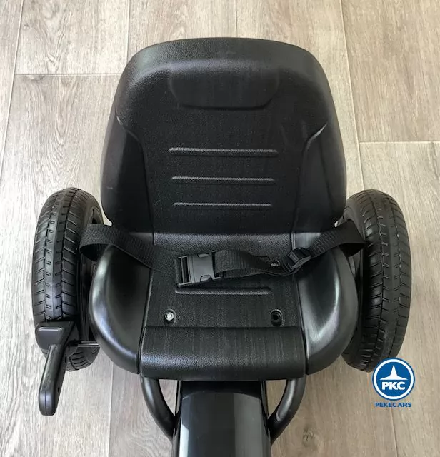 Kart a pedales Mercedes Negro asiento