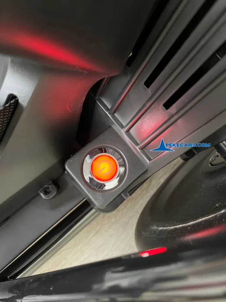 Kart electrico FX-I rojo detalle botones